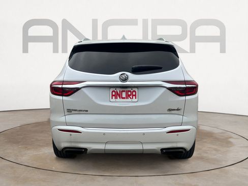 Used 2021 Buick Enclave Avenir w/ Avenir Technology Package AWD/4WD image 9