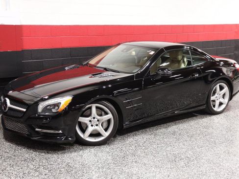 Used 2013 Mercedes-Benz SL 550 w/ Premium Pkg image 19