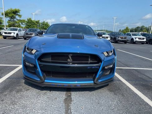 Used 2021 Ford Mustang Shelby GT500 w/ Technology Package RWD image 2