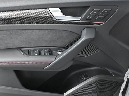 New 2025 Audi SQ5 Premium Plus image 4