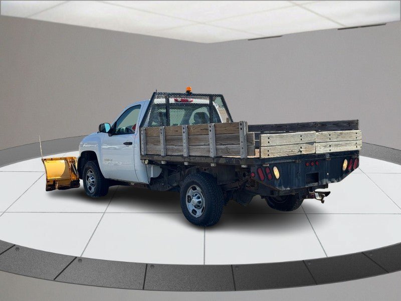Used 2013 Chevrolet Silverado 2500 W/T w/ Snow Plow Prep Package AWD/4WD image 3