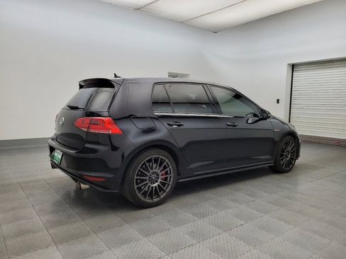 Used 2016 Volkswagen GTI SE image 10