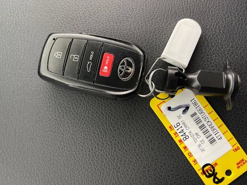 Used 2026 Toyota Camry SE FWD image 24