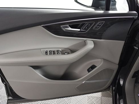 Used 2023 Audi Q7 3.0T Premium Plus image 14
