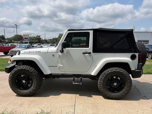 Used 2012 Jeep Wrangler Rubicon AWD/4WD image 8