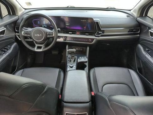 Used 2023 Kia Sportage EX image 16