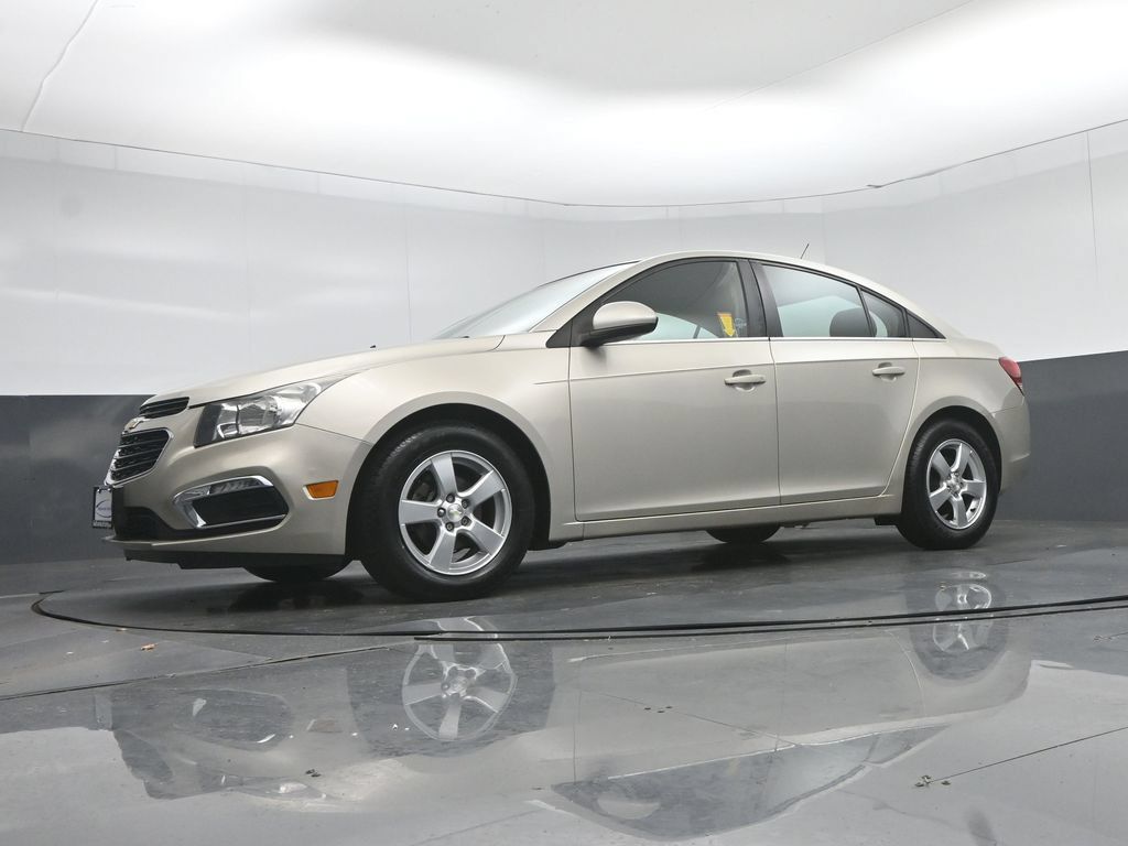 Used 2016 Chevrolet Cruze LT w/ Enhanced Safety Package FWD image 49