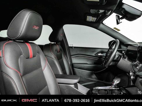 Used 2024 Chevrolet Trax RS w/ Driver Confidence Package FWD image 21