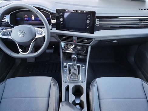 New 2026 Volkswagen Jetta SE image 9