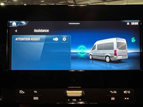 Used 2025 Mercedes-Benz Sprinter 2500 image 28