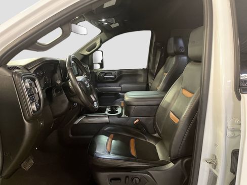 Used 2023 GMC Sierra 2500 AT4 image 20