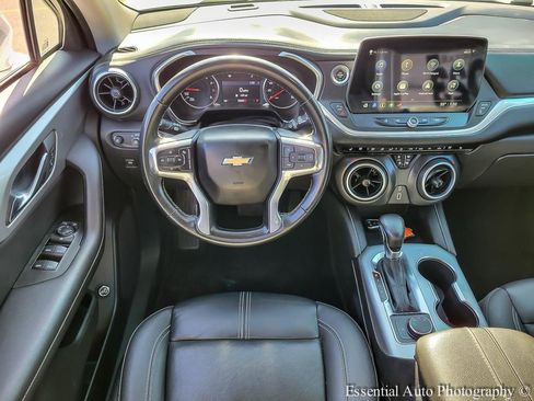 Used 2023 Chevrolet Blazer LT image 13