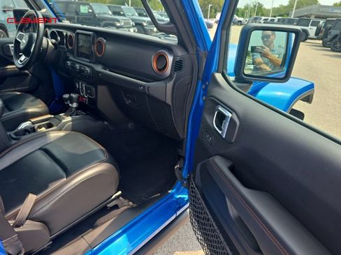 Used 2021 Jeep Gladiator Mojave AWD/4WD image 29