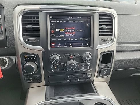 Used 2018 RAM 1500 Big Horn AWD/4WD image 13