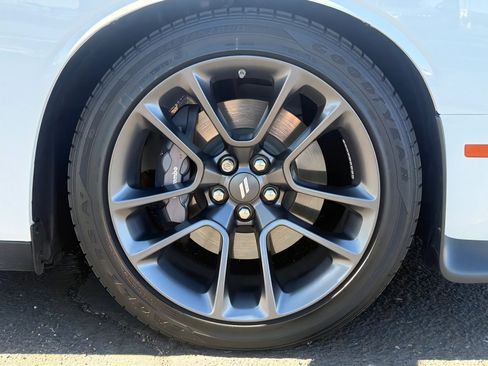 Used 2023 Dodge Challenger R/T Scat Pack w/ Plus Package image 10