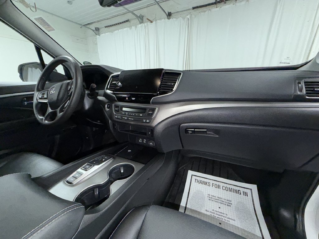 Used 2025 Honda Ridgeline RTL image 19