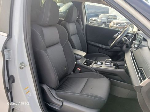 Used 2022 Mitsubishi Outlander ES FWD image 17