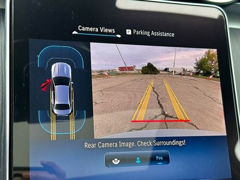 Certified 2025 Mercedes-Benz C 300 Sedan image 23