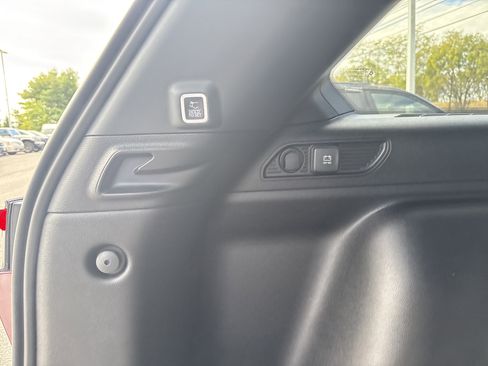 New 2025 Jeep Grand Cherokee Altitude image 13