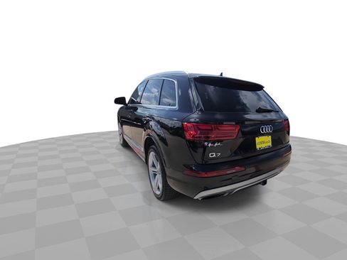 Used 2019 Audi Q7 3.0T Prestige w/ Prestige Package AWD/4WD image 7