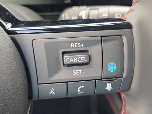 New 2026 Nissan Kicks SR w/ SR Premium Package FWD image 23