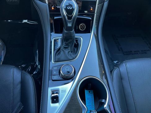 Used 2017 INFINITI Q60 3.0t w/ Premium Plus Package 3.0T image 16