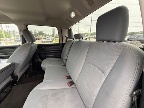 Used 2017 RAM 1500 Express w/ Express Value Package AWD/4WD image 26