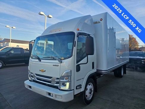 New 2025 Chevrolet Low Cab Forward 5500XG image 2