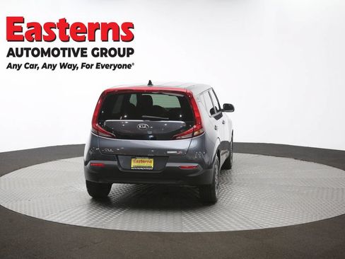 Used 2021 Kia Soul S FWD image 40