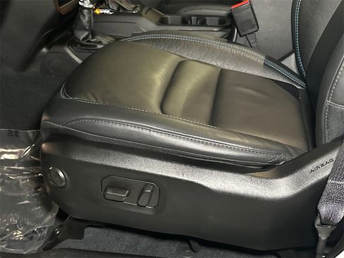 Used 2024 Jeep Wrangler High Altitude image 21