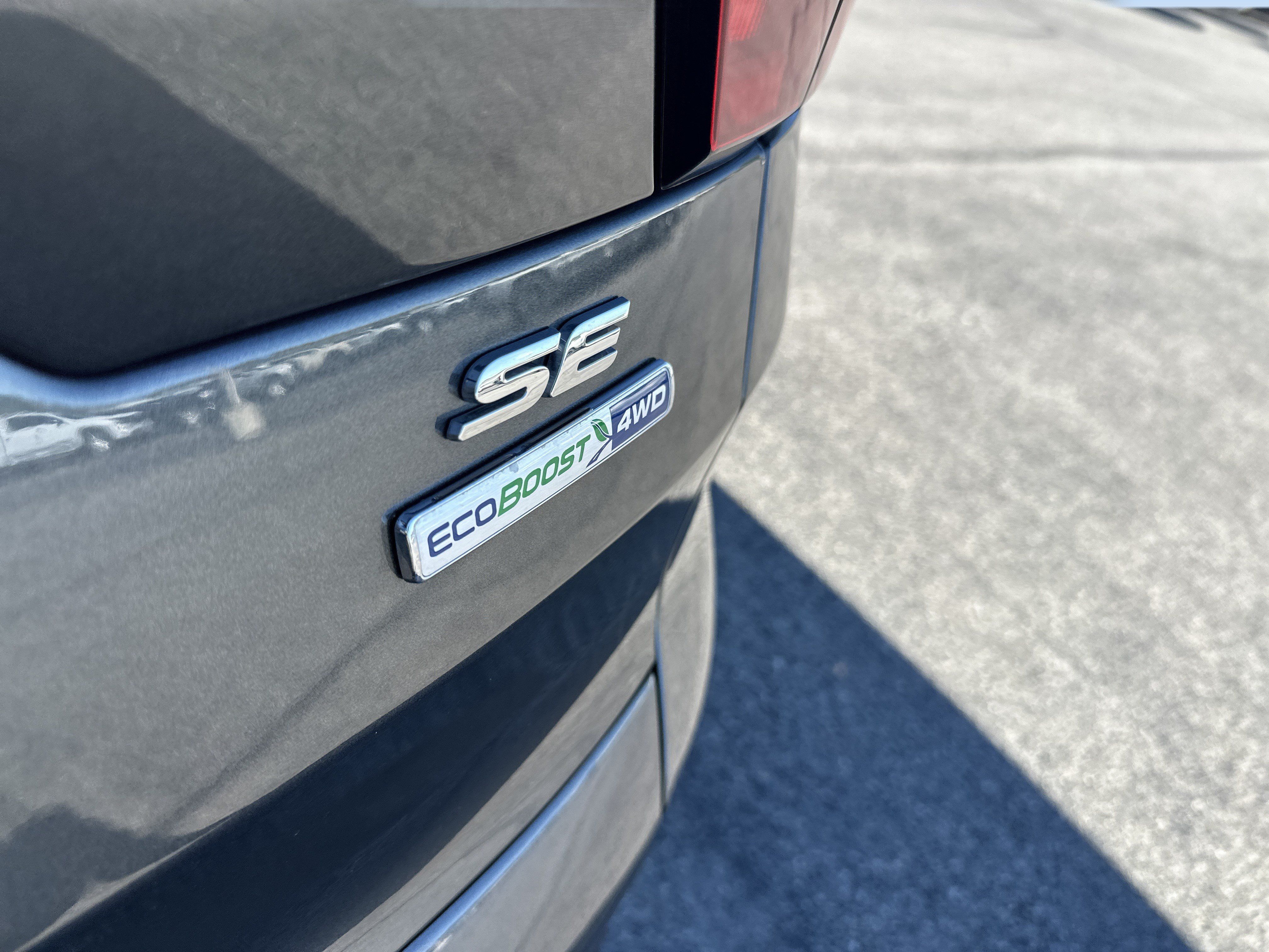 Used 2019 Ford Escape SE AWD/4WD image 4