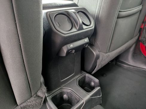 Used 2023 Jeep Wrangler Sport S image 25