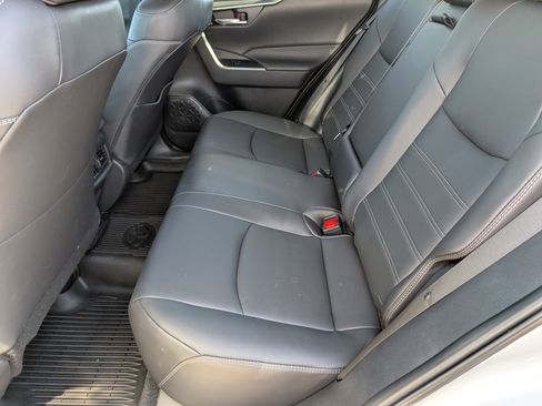 Used 2024 Toyota RAV4 XLE Premium image 29