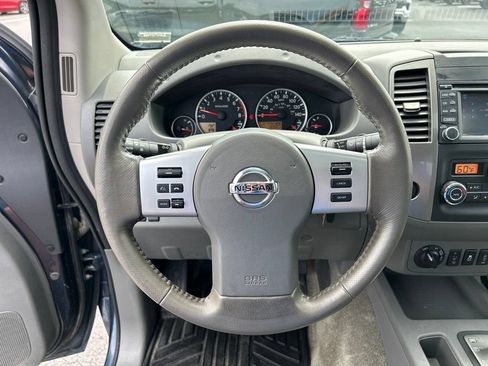 Used 2017 Nissan Frontier SL w/ Moonroof Package AWD/4WD image 21