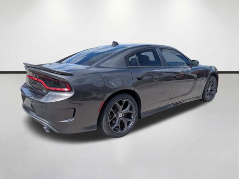Used 2019 Dodge Charger R/T RWD image 4