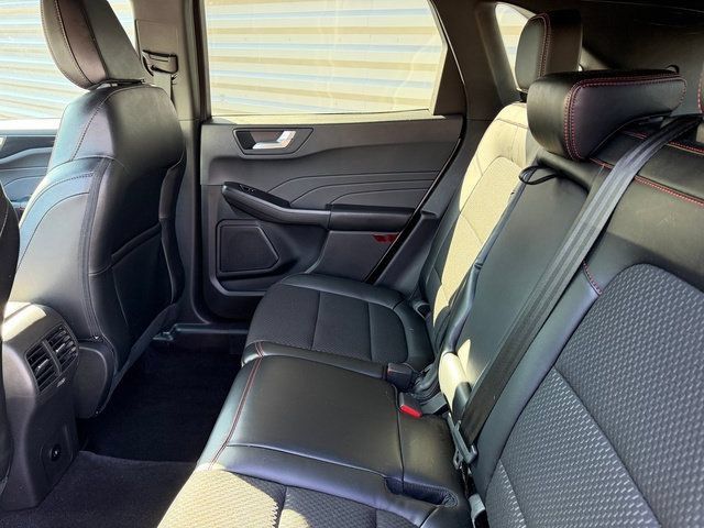 Used 2023 Ford Escape ST-Line w/ Tech Pack #1 AWD/4WD image 18