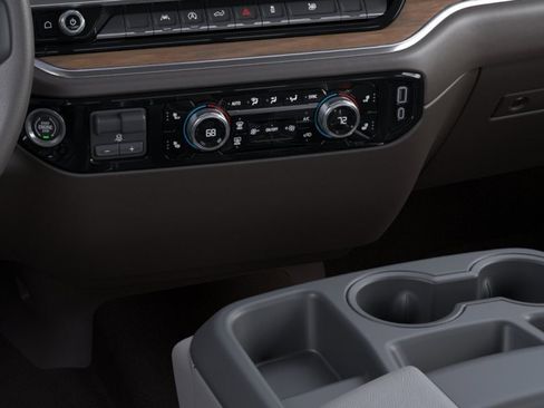 New 2026 GMC Sierra 1500 SLT image 23