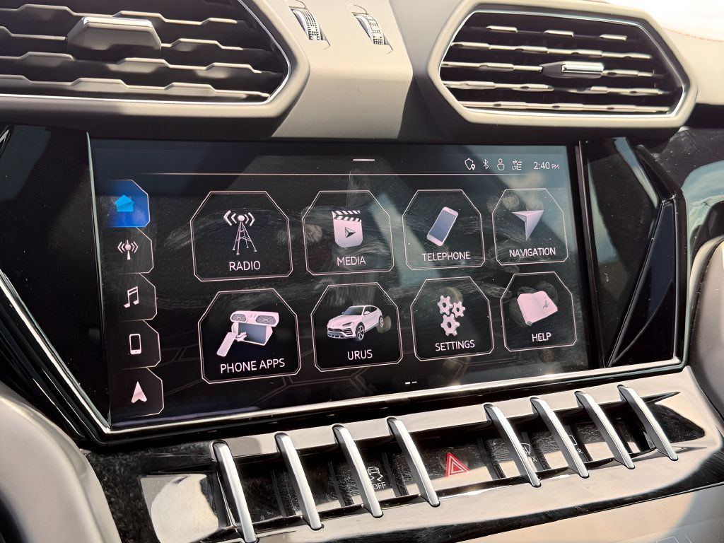 Used 2021 Lamborghini Urus AWD/4WD image 60