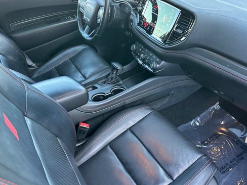 Used 2024 Dodge Durango GT RWD image 19