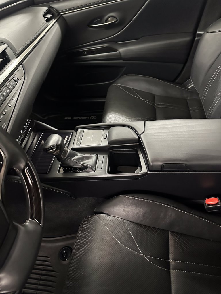 Used 2019 Lexus ES 350 w/ Accessory Package 2 FWD image 18