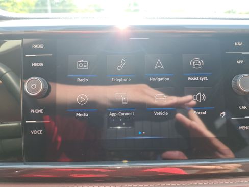 Certified 2023 Volkswagen Taos SEL AWD/4WD image 23