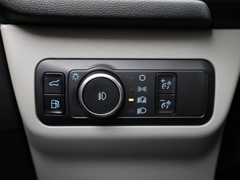 Used 2024 Ford Escape SE FWD image 25