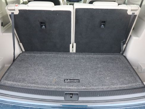 Used 2023 Volkswagen Atlas SEL Premium image 16