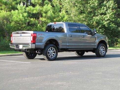 Used 2022 Ford F250 Lariat w/ Lariat Value Package AWD/4WD image 6