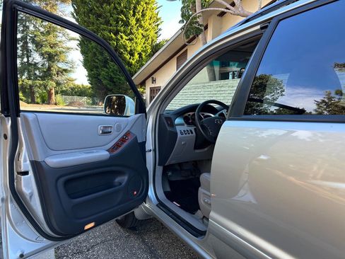 Used 2007 Toyota Highlander Sport image 25