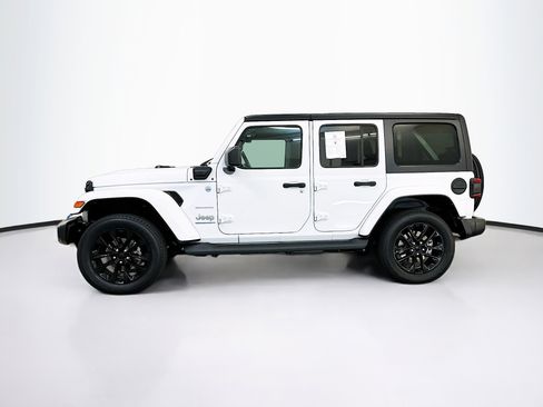 Used 2023 Jeep Wrangler Sahara w/ Cold Weather Group image 4