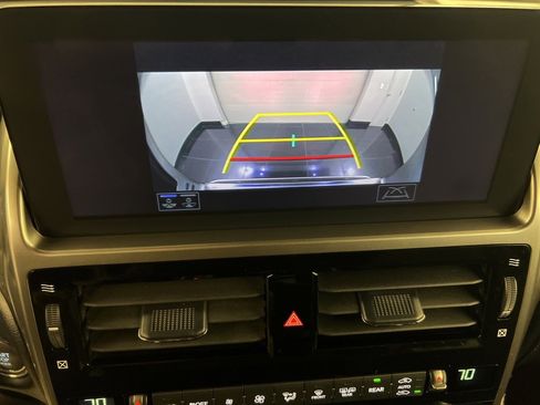 Used 2023 Lexus GX 460 Premium image 12