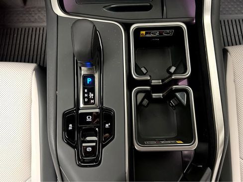 New 2026 Lexus TX 500h AWD image 31