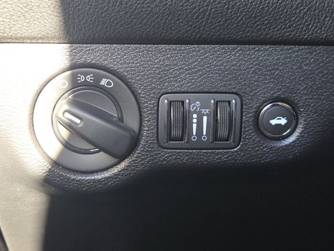 Used 2023 Dodge Challenger R/T w/ Blacktop Package image 24