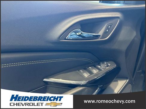 Used 2024 Chevrolet Trax ACTIV w/ Sunroof Package FWD image 11
